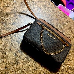 Michael Kors Crossbody Bag